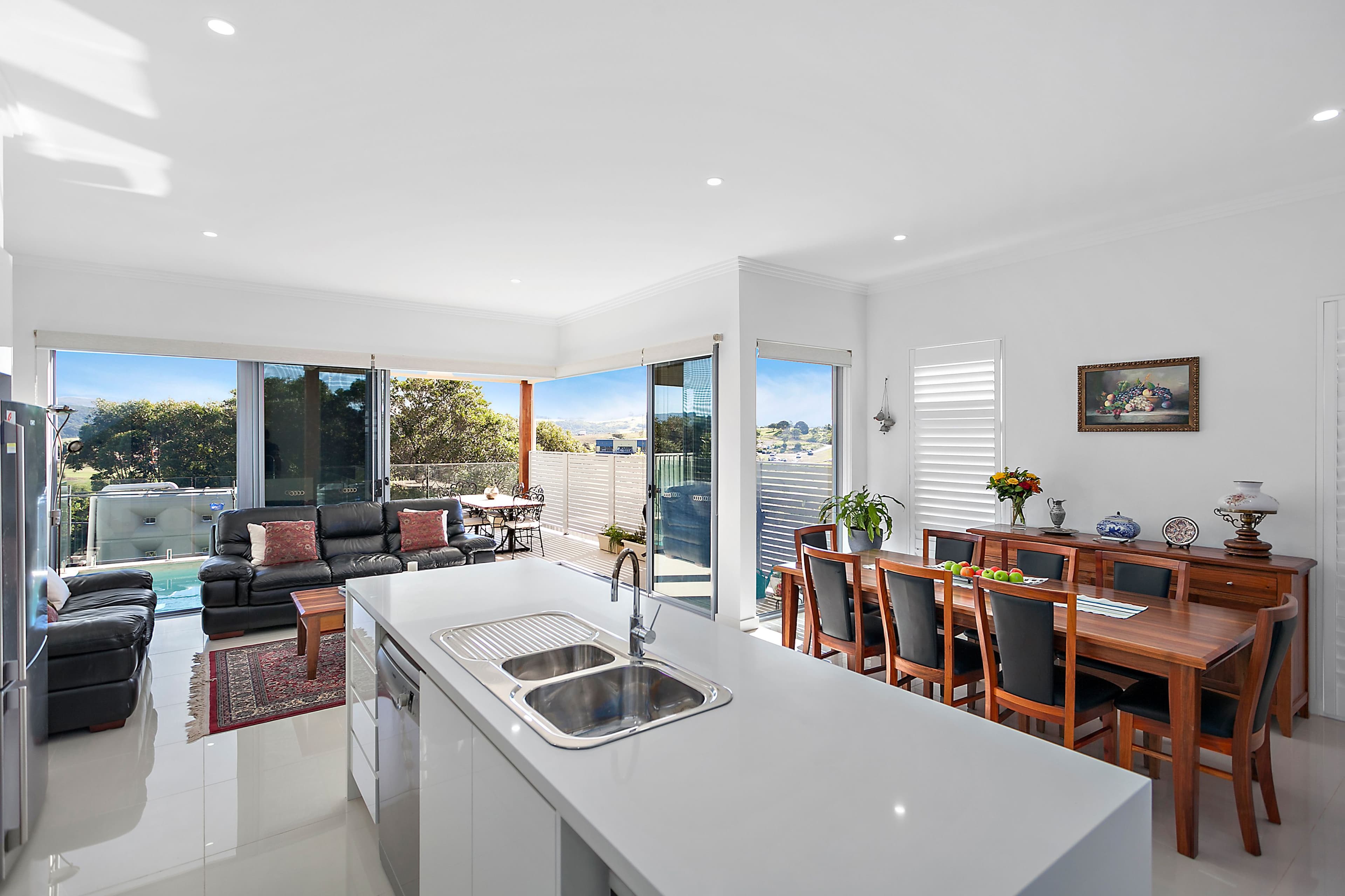 10 Glades Parkway, Shell Cove - Thumbnail 4