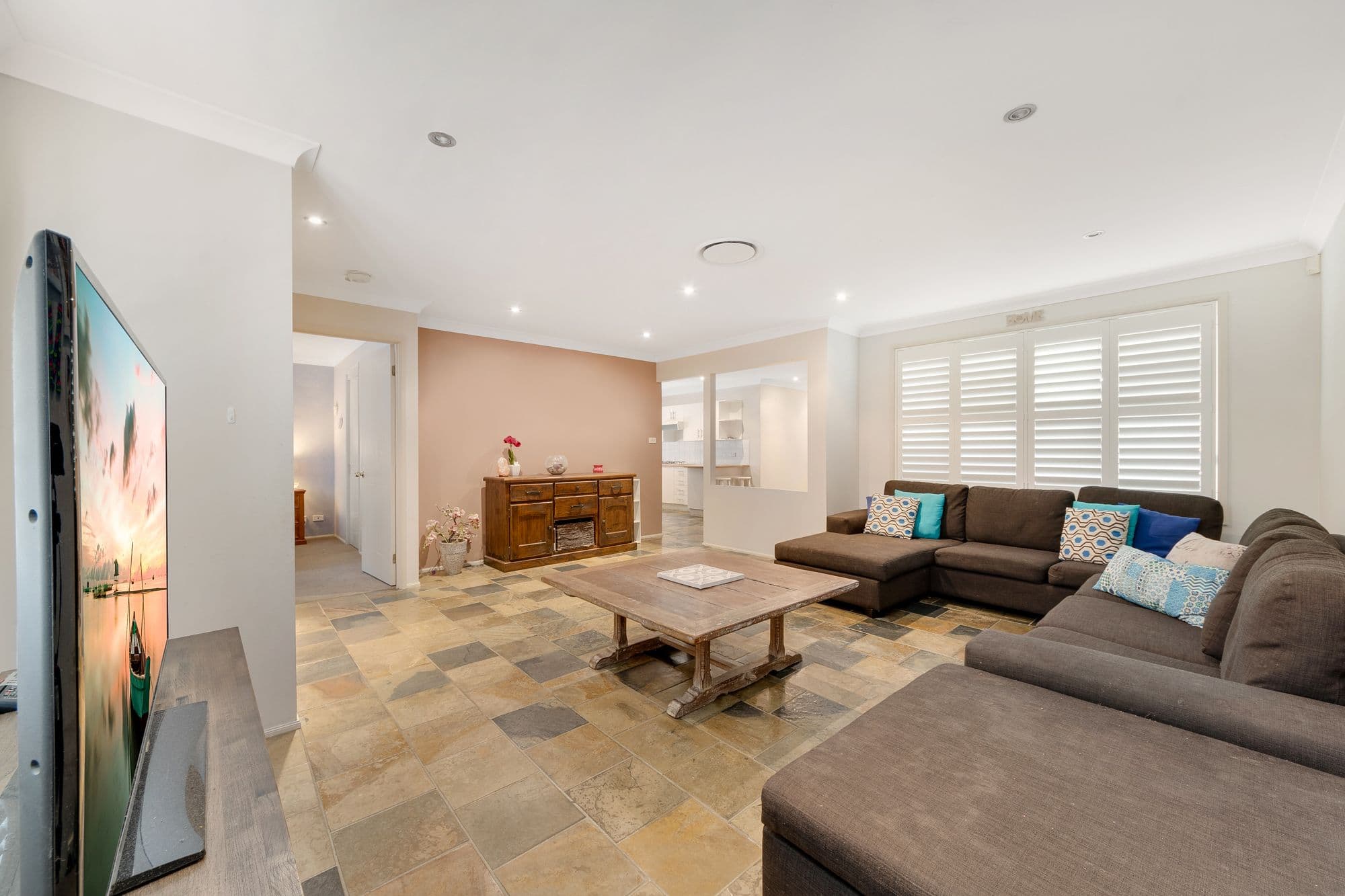 29 Boongary Street, St Helens Park - Thumbnail 2