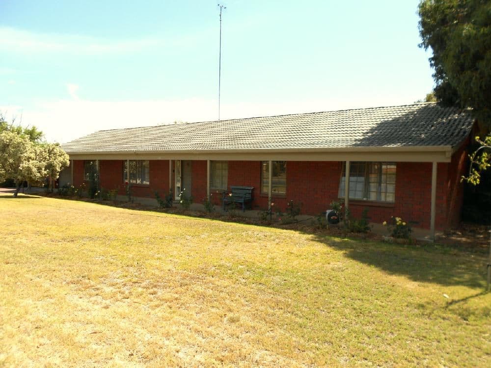 23 Albert Parade, Bordertown SA 5268, Bordertown - Thumbnail 2