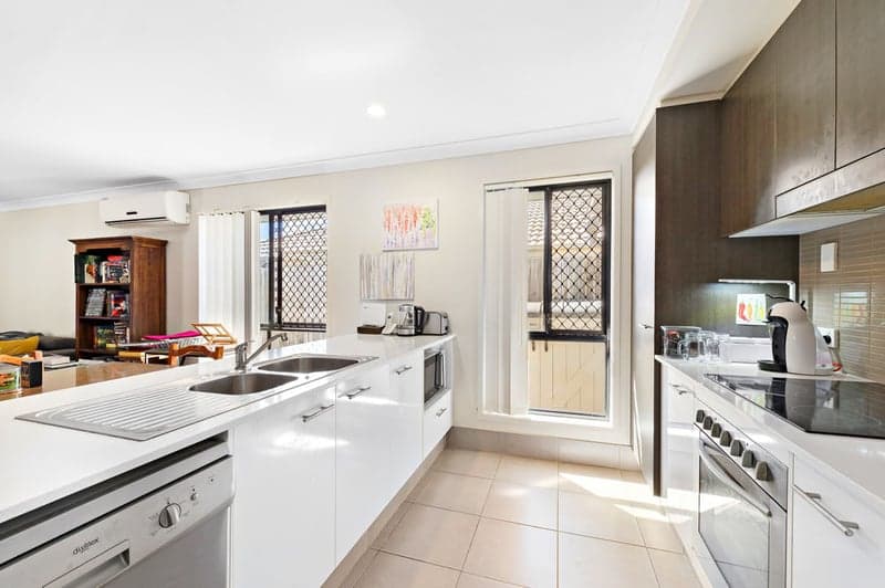 100 Mackintosh Drive, North Lakes - Thumbnail 2