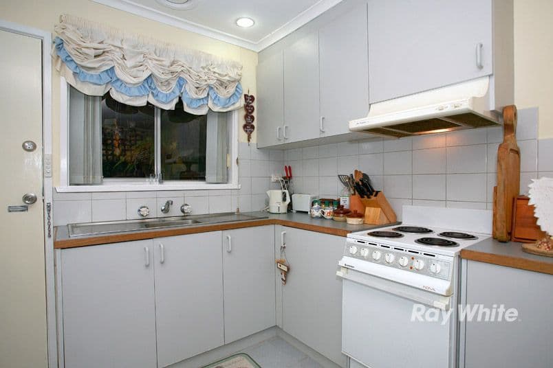 5 Carroll Avenue, DANDENONG VIC 3175, Dandenong - Thumbnail 4