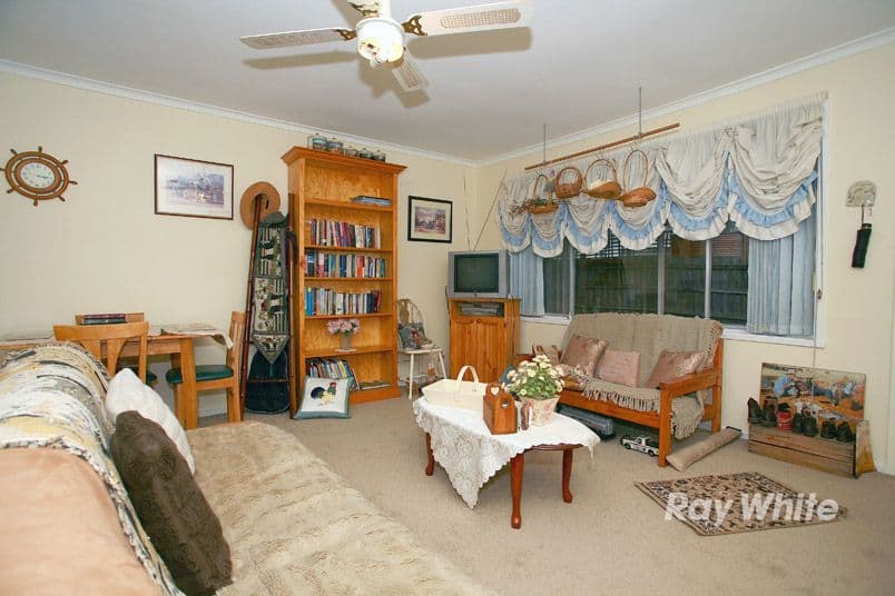 5 Carroll Avenue, DANDENONG VIC 3175, Dandenong - Thumbnail 5