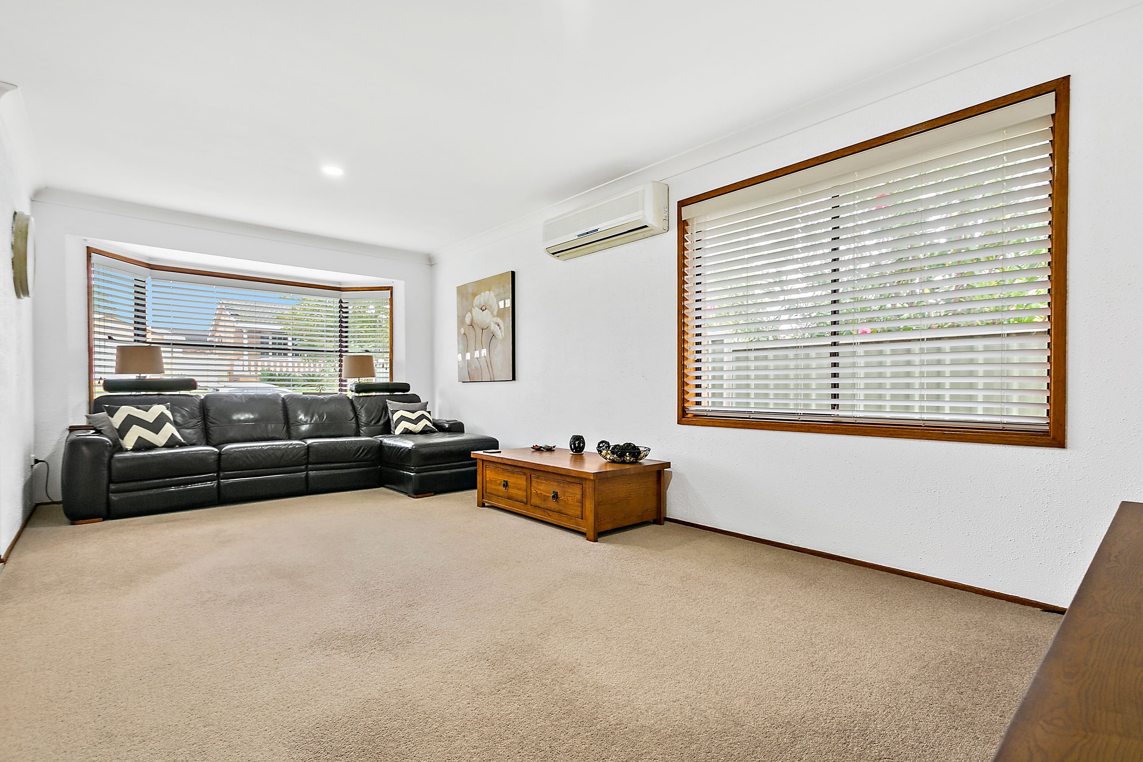 3 Galga Place, Oak Flats - Thumbnail 3