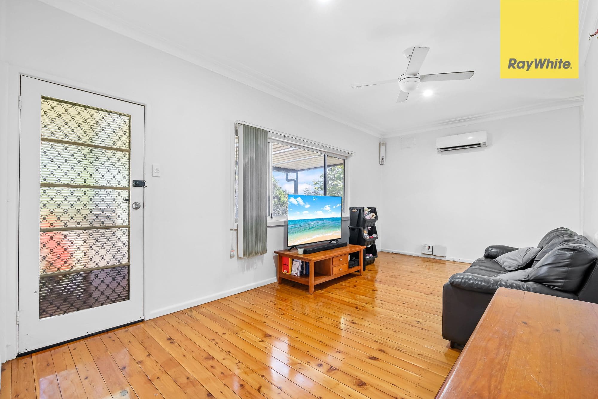 16 Dell Street, Blacktown NSW 2148, Blacktown - Thumbnail 2