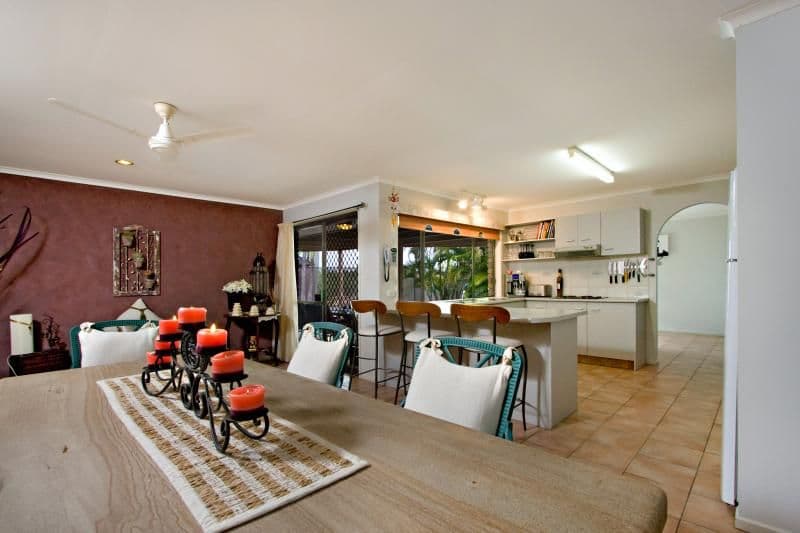 8 Laggan Court, MERRIMAC QLD 4226, Merrimac - Thumbnail 5