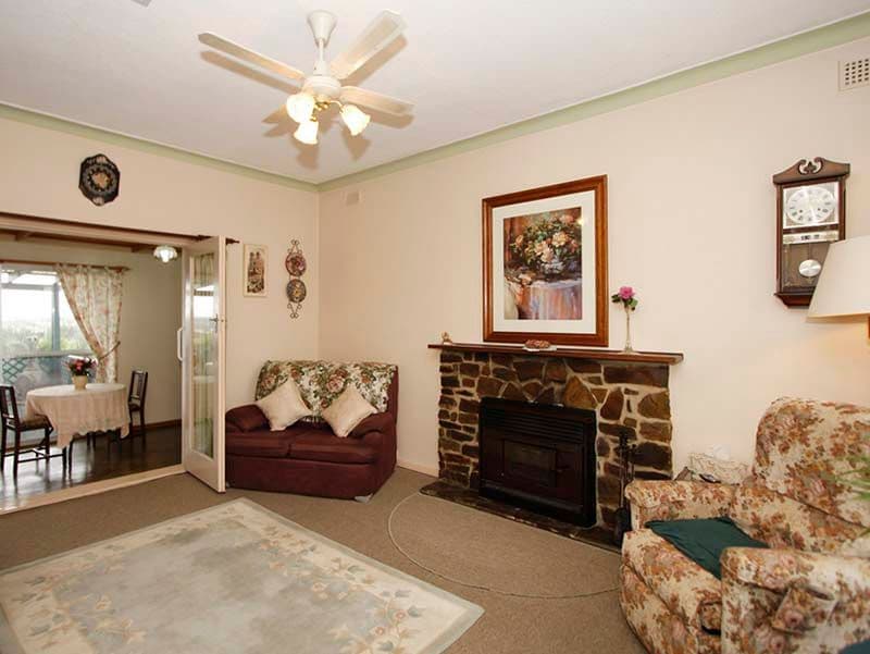 18 Geoffrey Avenue, PORT NOARLUNGA SA 5167, Port Noarlunga - Thumbnail 2