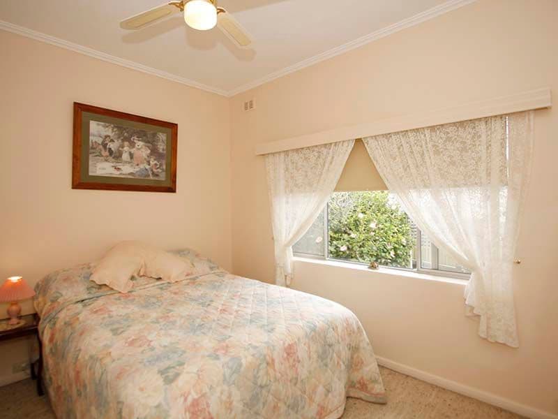 18 Geoffrey Avenue, PORT NOARLUNGA SA 5167, Port Noarlunga - Thumbnail 6