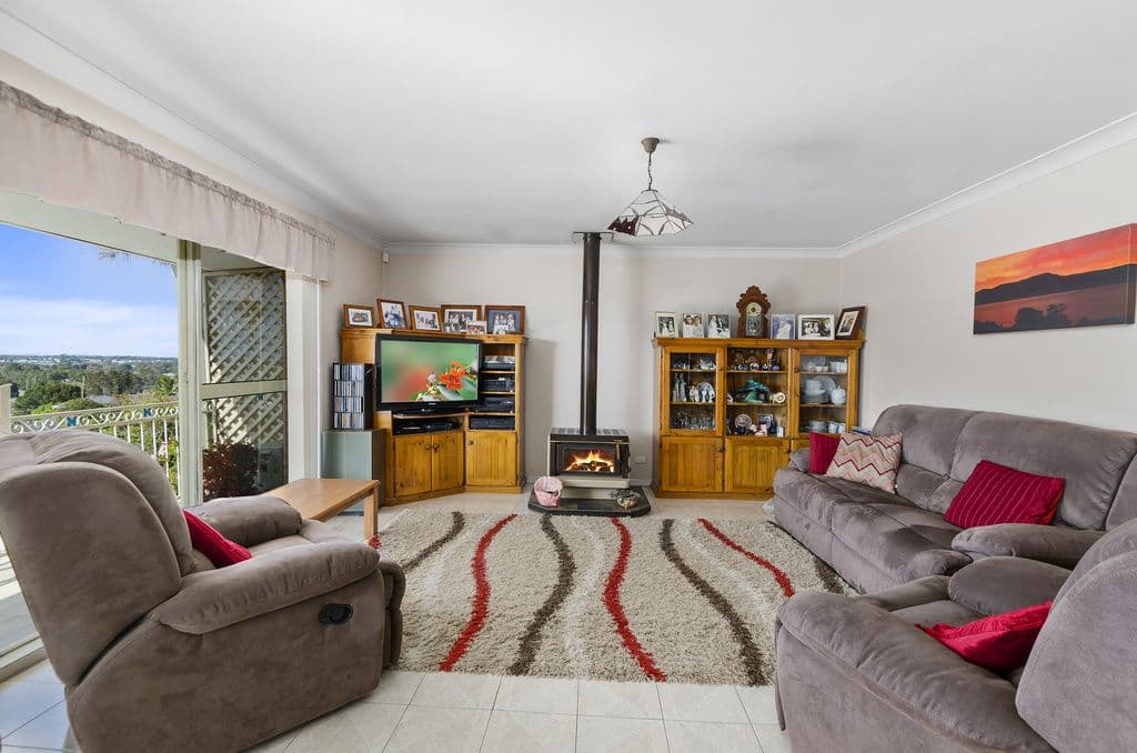 64 Porter Avenue, Mount Warrigal - Thumbnail 5