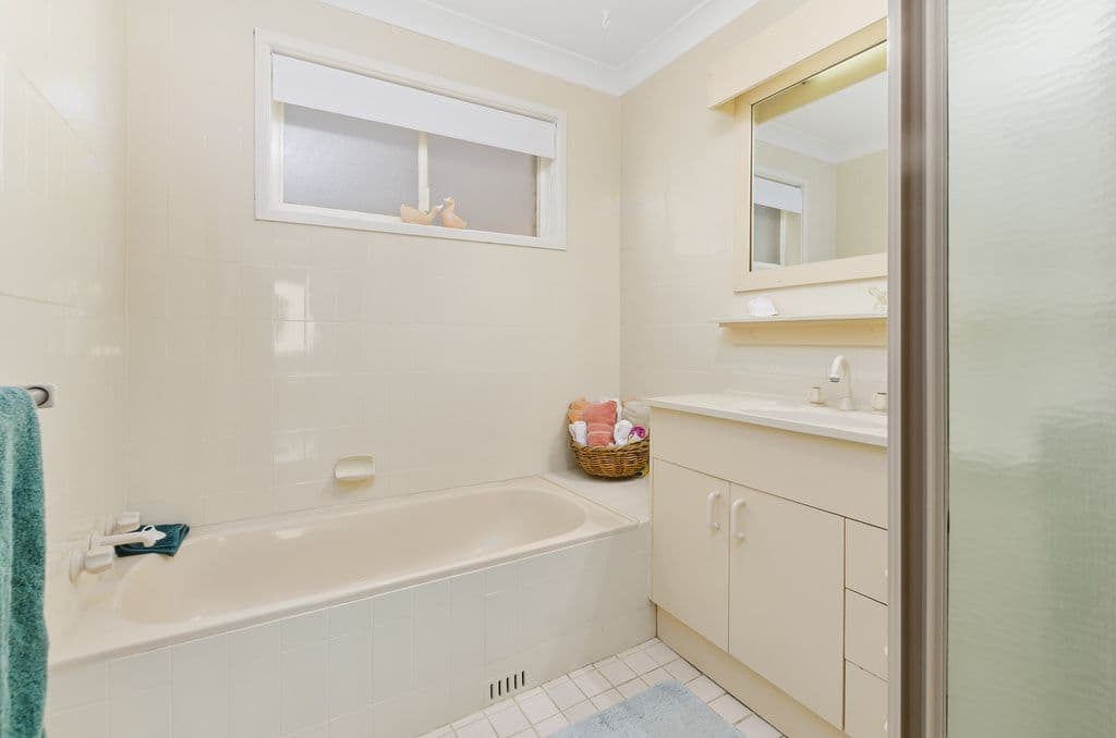 64 Porter Avenue, Mount Warrigal - Thumbnail 7