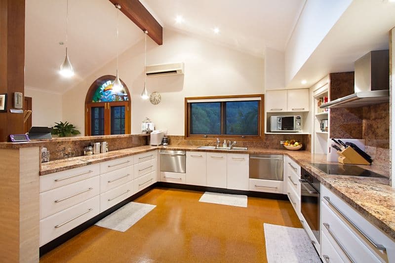 517 Currumbin Creek Road, CURRUMBIN VALLEY QLD 4223, Currumbin Valley - Thumbnail 8