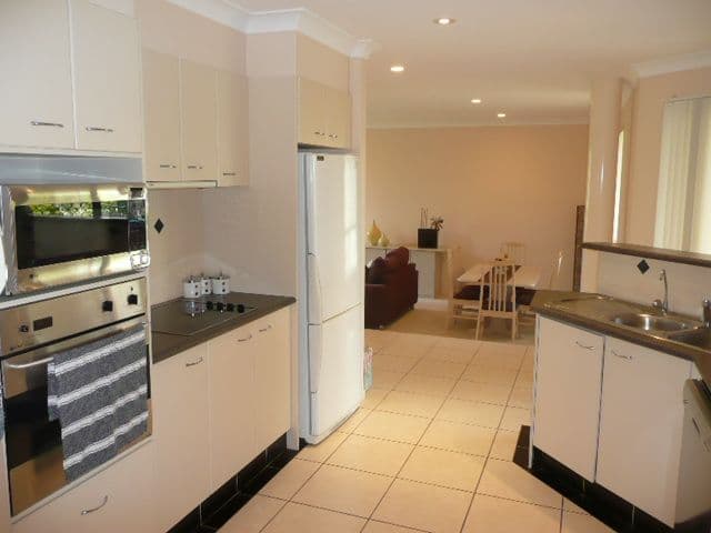 10 Mackellar Rise, MAUDSLAND QLD 4210, Maudsland - Thumbnail 2