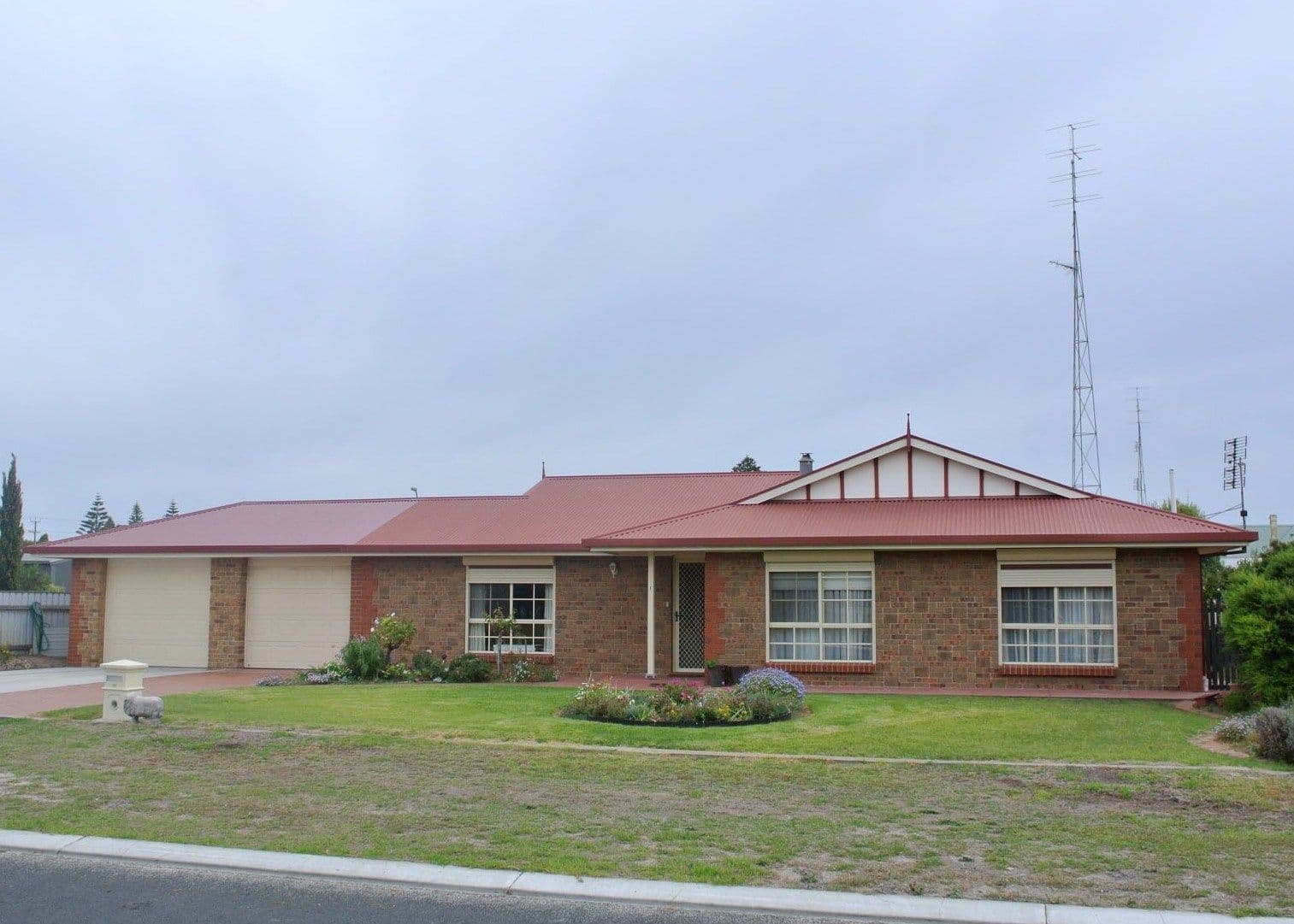 1 Old School Court, Kingston Se SA 5275, Kingston Se - Image 1