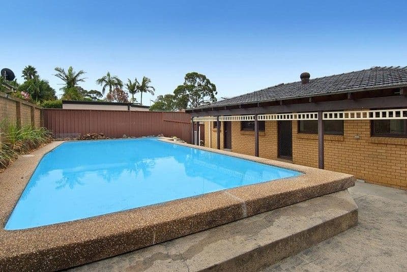 25  Bridgeview Road, YARRAWARRAH NSW 2233, Yarrawarrah - Thumbnail 2