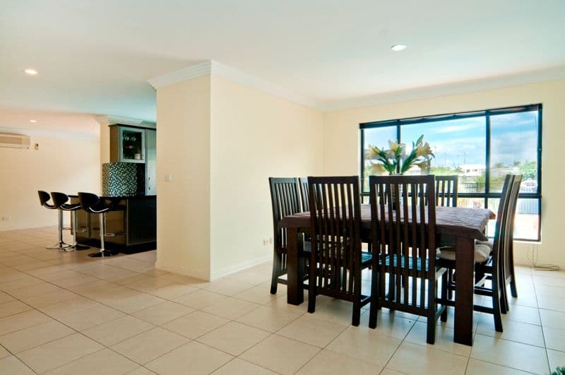 7 Erave Avenue, RUNAWAY BAY QLD 4216, Runaway Bay - Thumbnail 5