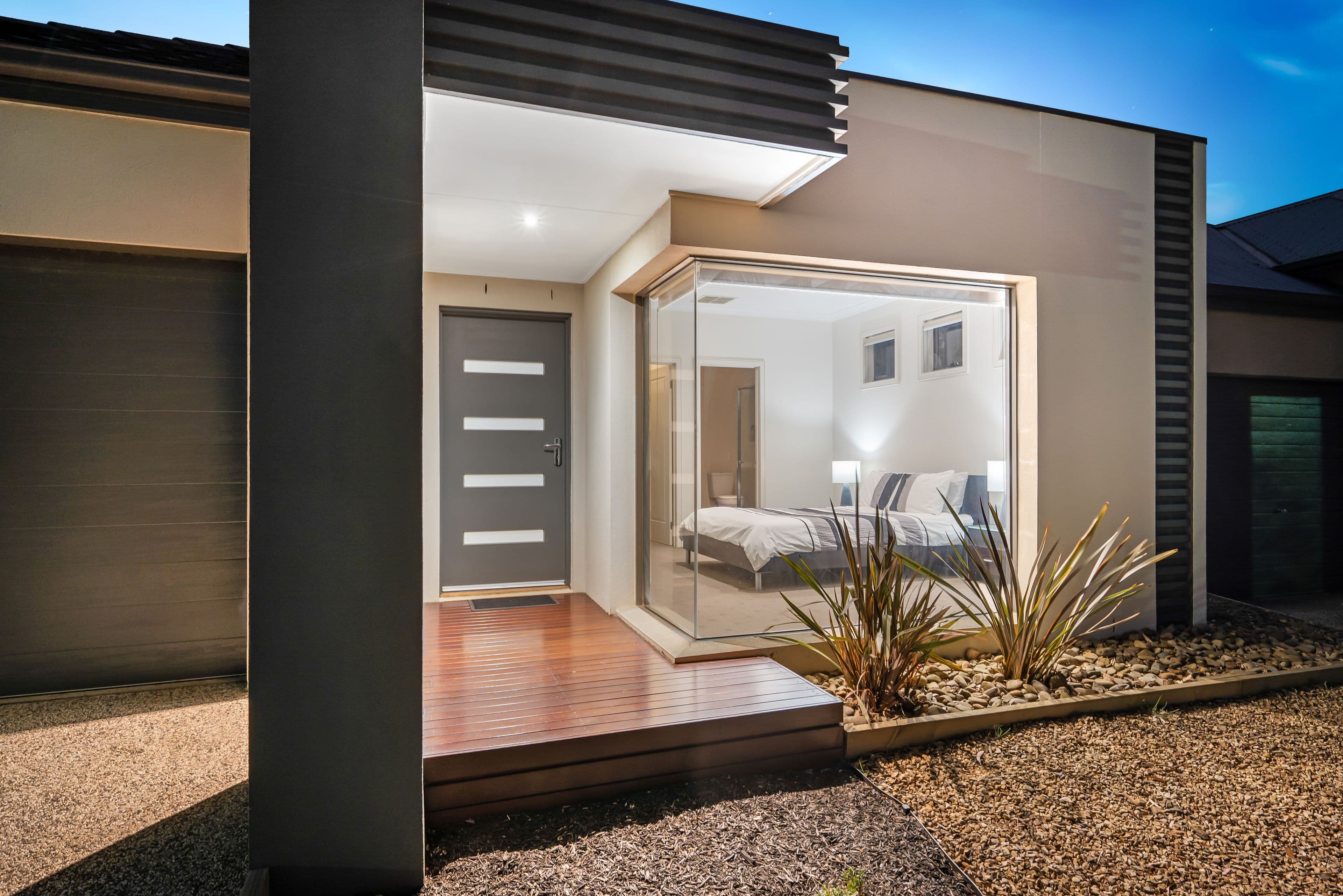 35 Barrington Circuit, Caroline Springs VIC 3023, Caroline Springs - Thumbnail 2