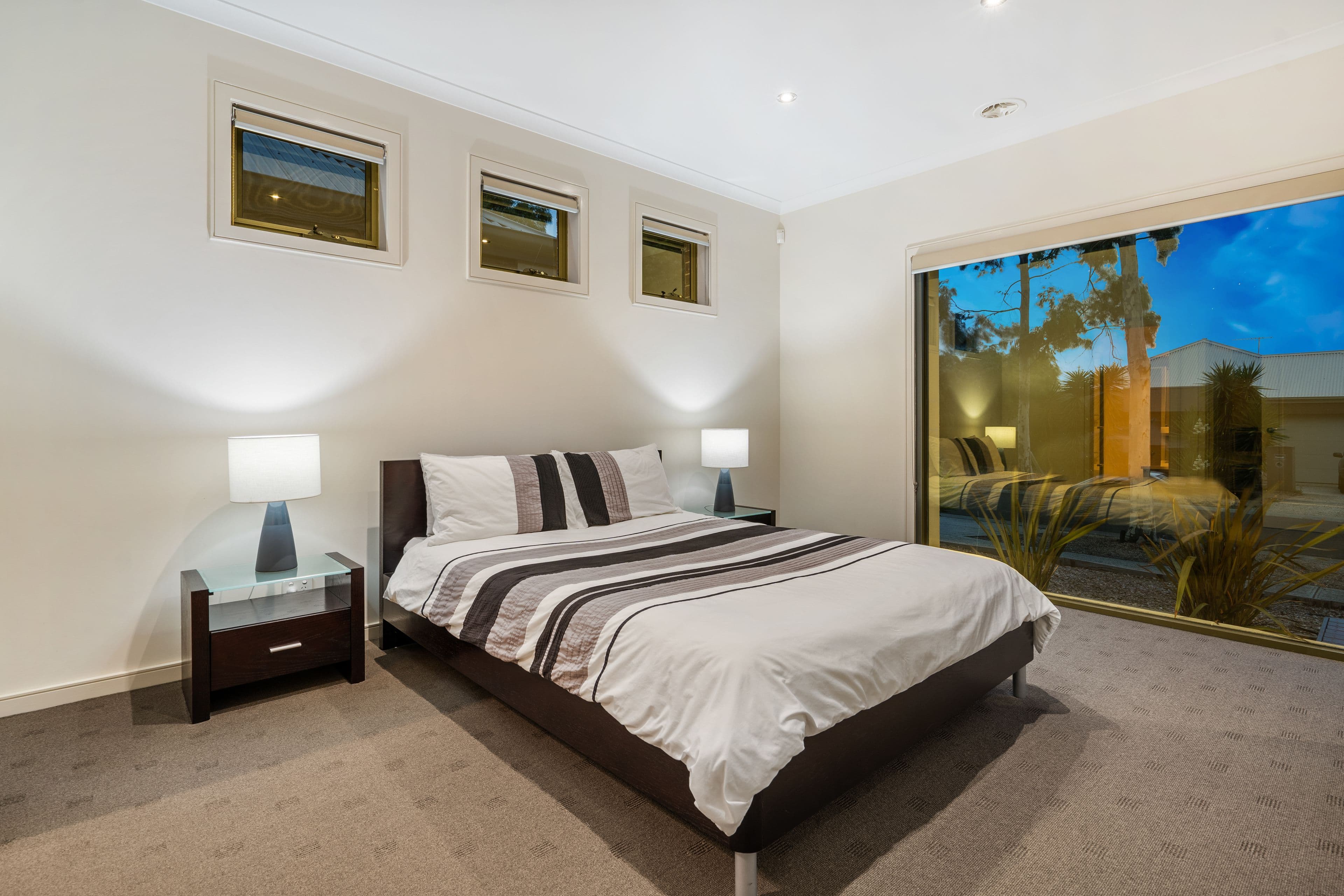 35 Barrington Circuit, Caroline Springs VIC 3023, Caroline Springs - Thumbnail 7