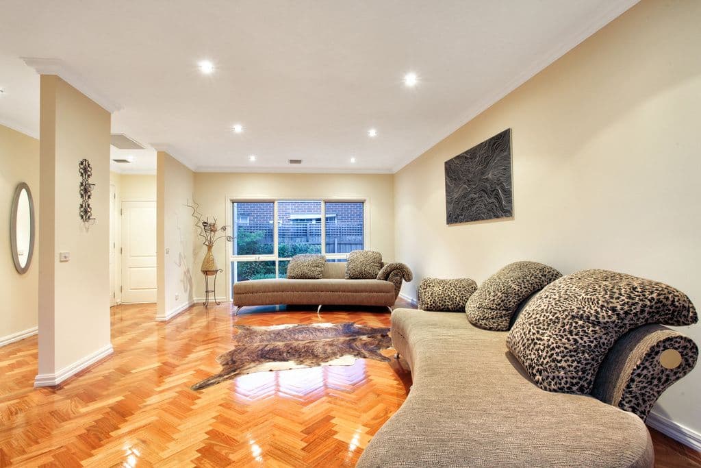 23 Oakleigh Road, CARNEGIE VIC 3163, Carnegie - Thumbnail 2