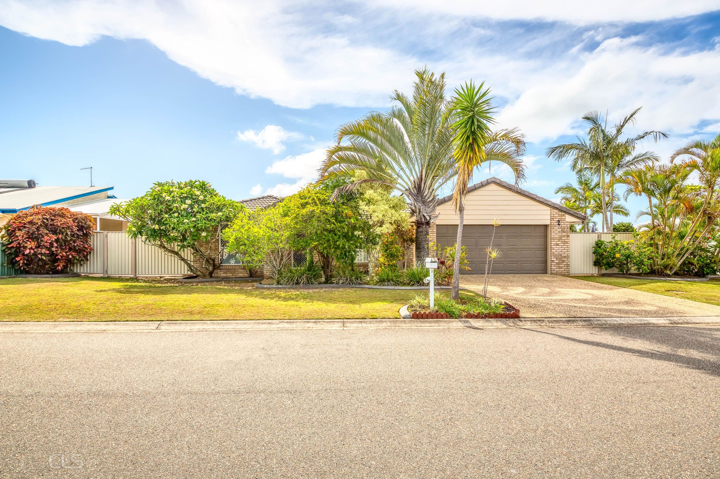 2 Loftus Place, Sandstone Point QLD 4511, Sandstone Point - Image 1