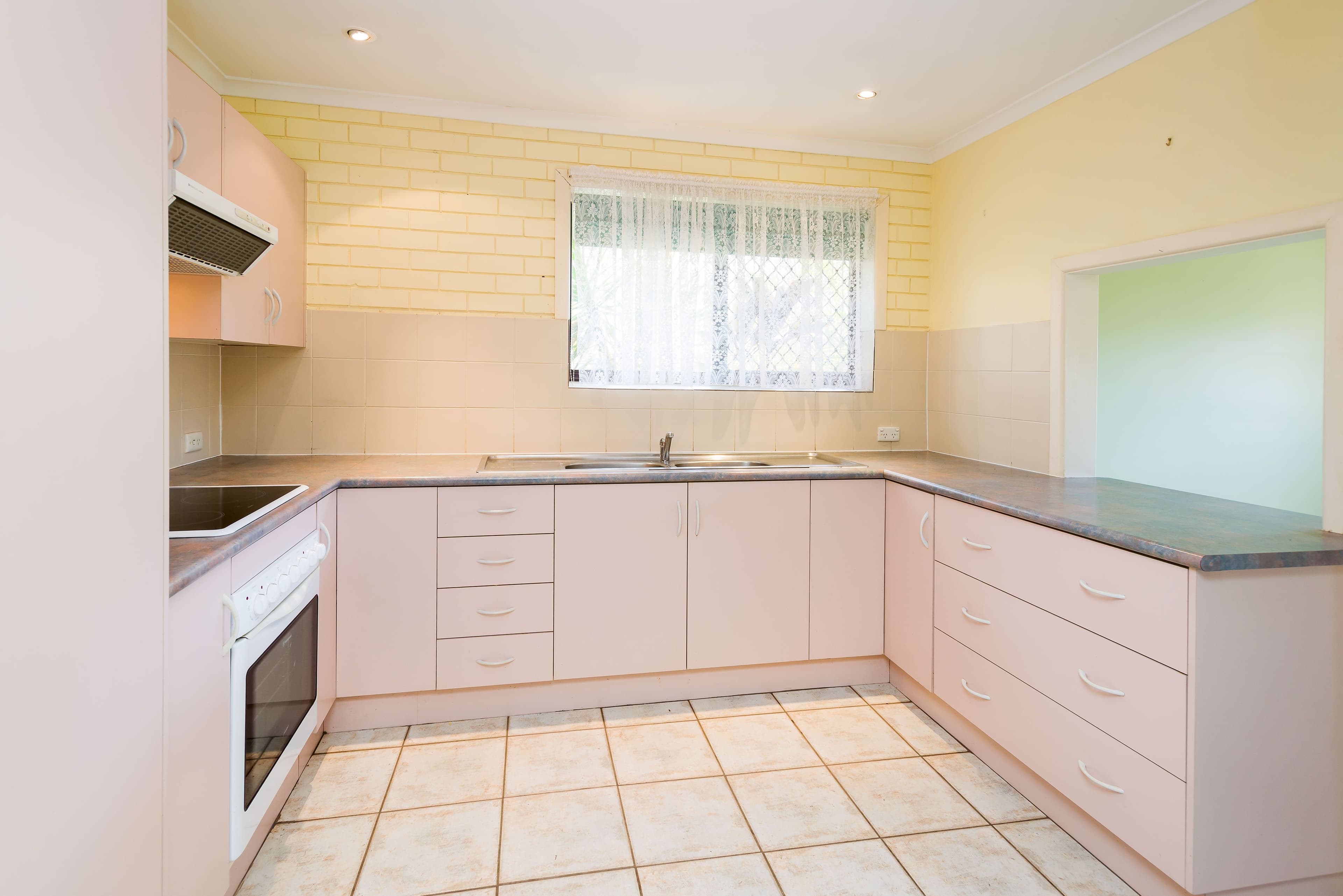 16 Chancery Street, Eight Mile Plains QLD 4113, Eight Mile Plains - Thumbnail 3