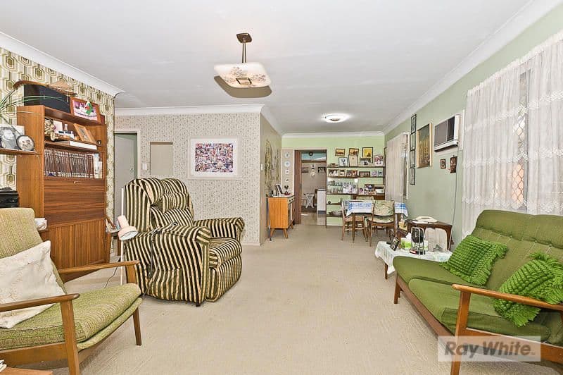 20 Caronga Street, WAVELL HEIGHTS QLD 4012, Wavell Heights - Thumbnail 4