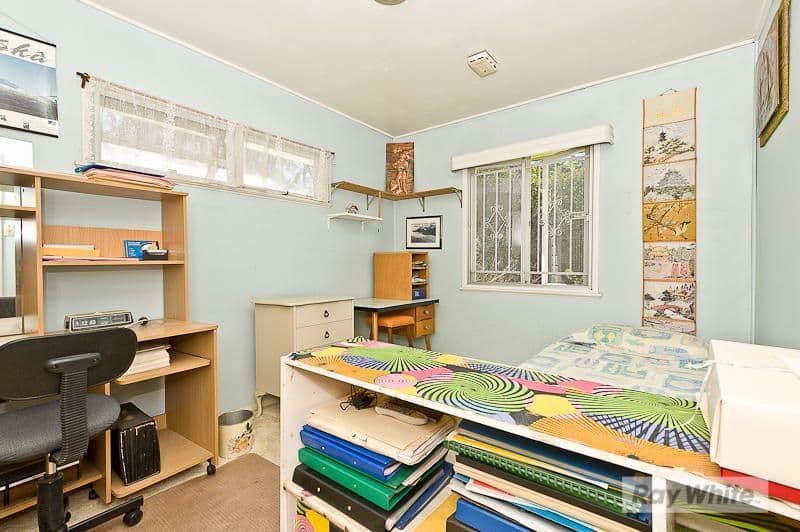 20 Caronga Street, WAVELL HEIGHTS QLD 4012, Wavell Heights - Thumbnail 8