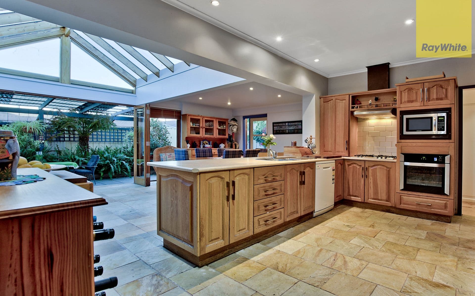 4 Roban Street, West Beach SA 5024, West Beach - Thumbnail 7