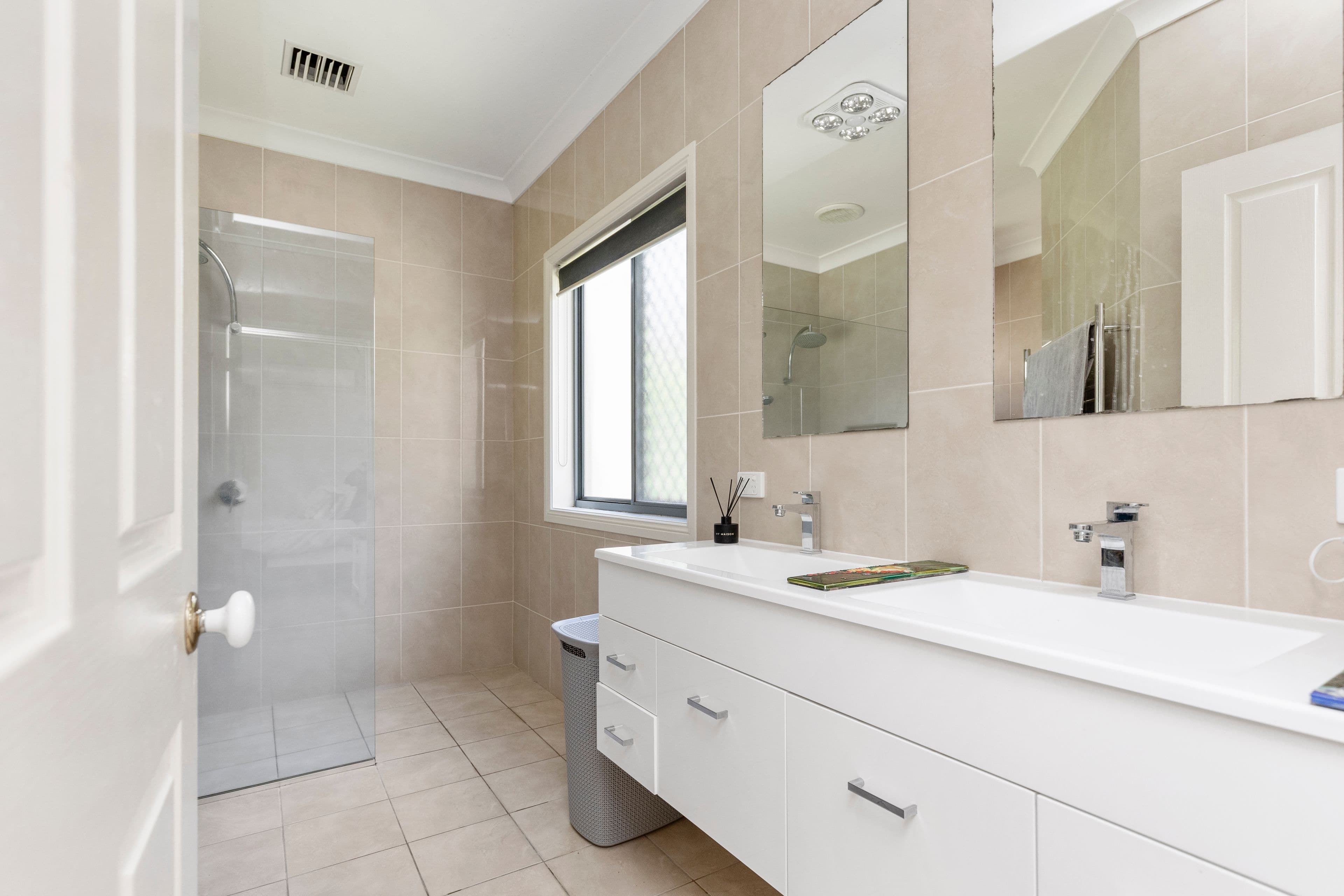 9 Gidgee Place, Glenfield Park NSW 2650, Glenfield Park - Thumbnail 7