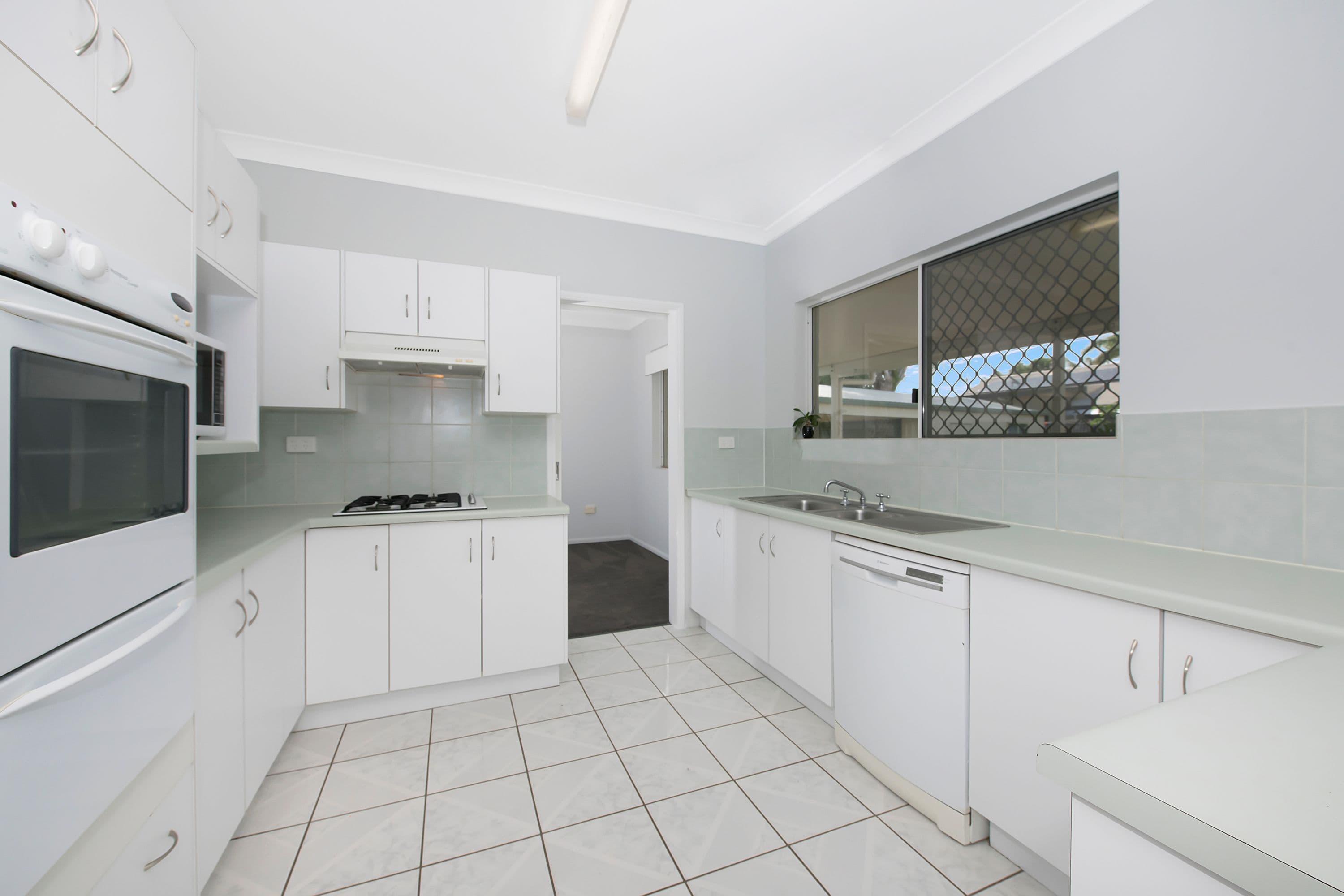 16 Perrin Court, Annandale QLD 4814, Annandale - Thumbnail 4