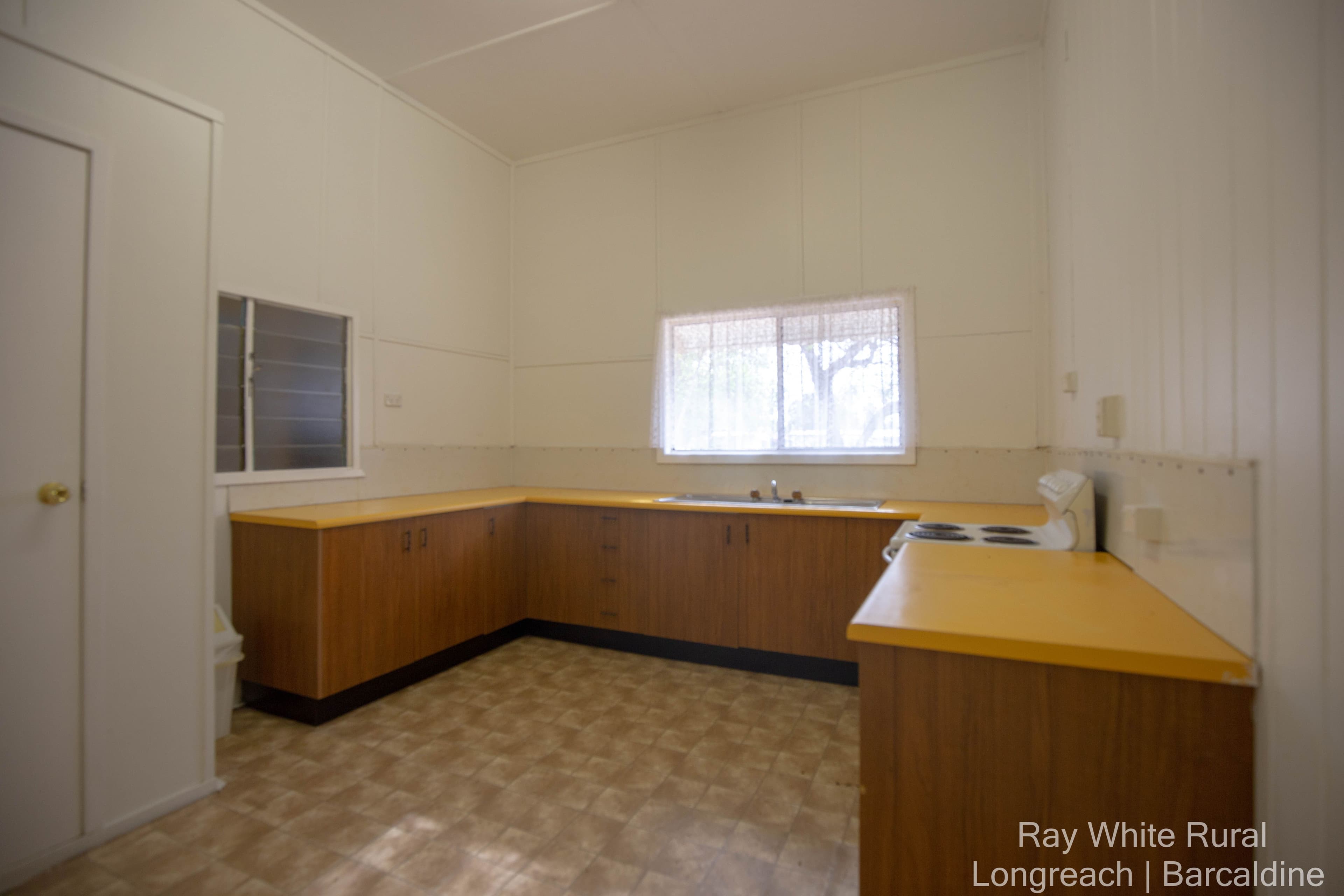 29 Darwin Street, Jericho QLD 4728, Jericho - Thumbnail 3