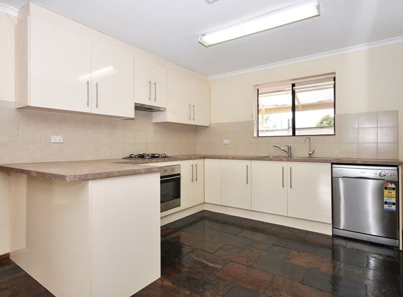 4 Flight Street, MORPHETT VALE SA 5162, Morphett Vale - Thumbnail 3