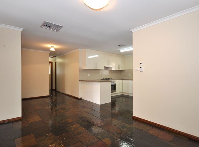 4 Flight Street, MORPHETT VALE SA 5162, Morphett Vale - Thumbnail 5