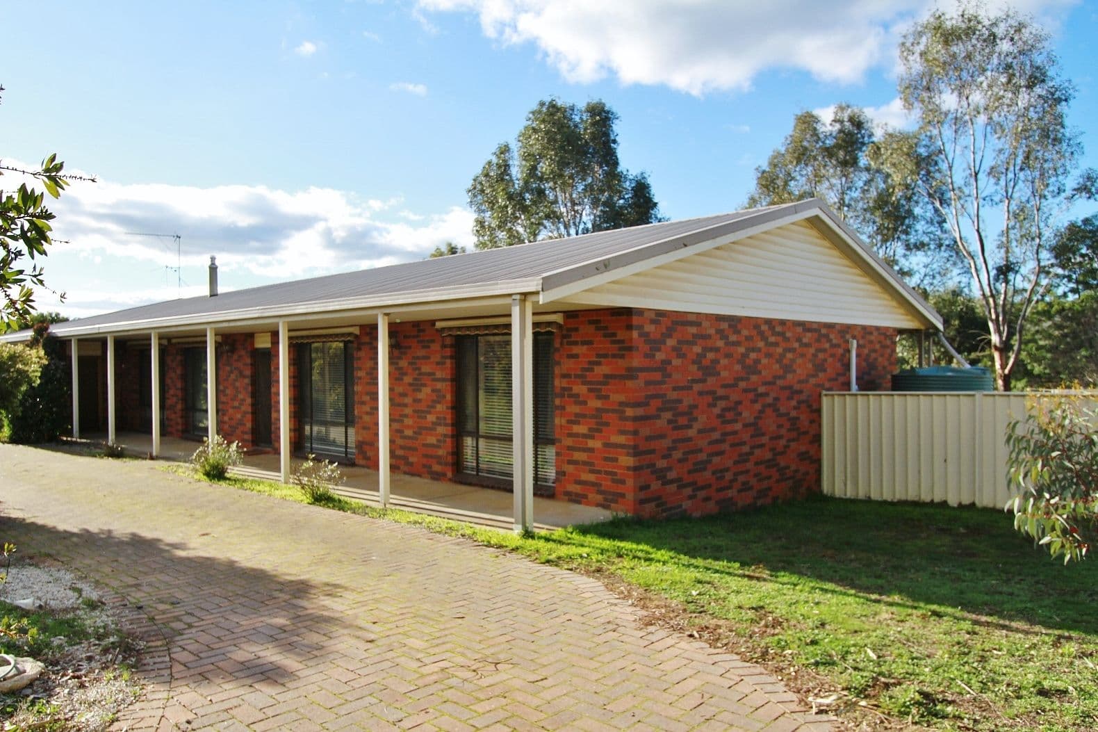 70 Jacksons Lane, Heathcote VIC 3523, Heathcote - Thumbnail 2