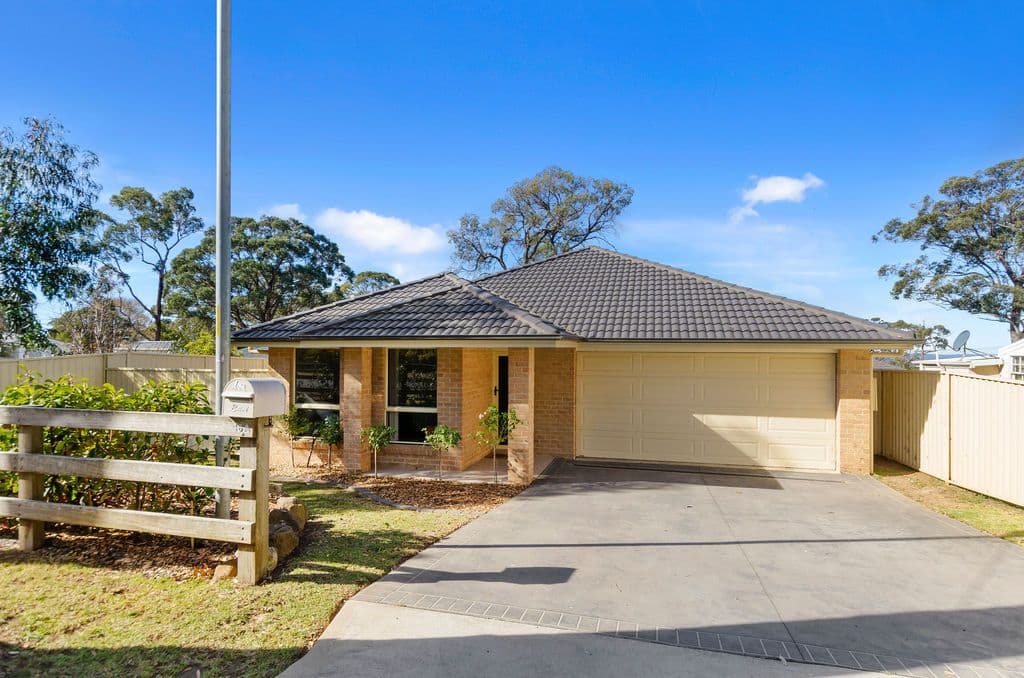 46 Cumberteen Street, Hill Top - Image 1