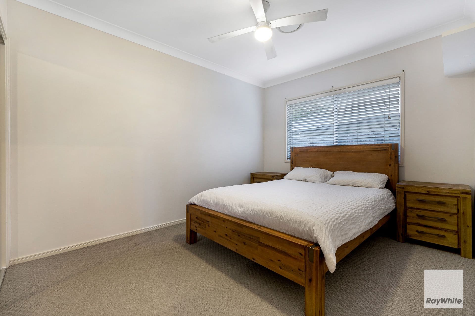 4 Mervyn Crescent, Redland Bay QLD 4165, Redland Bay - Thumbnail 4