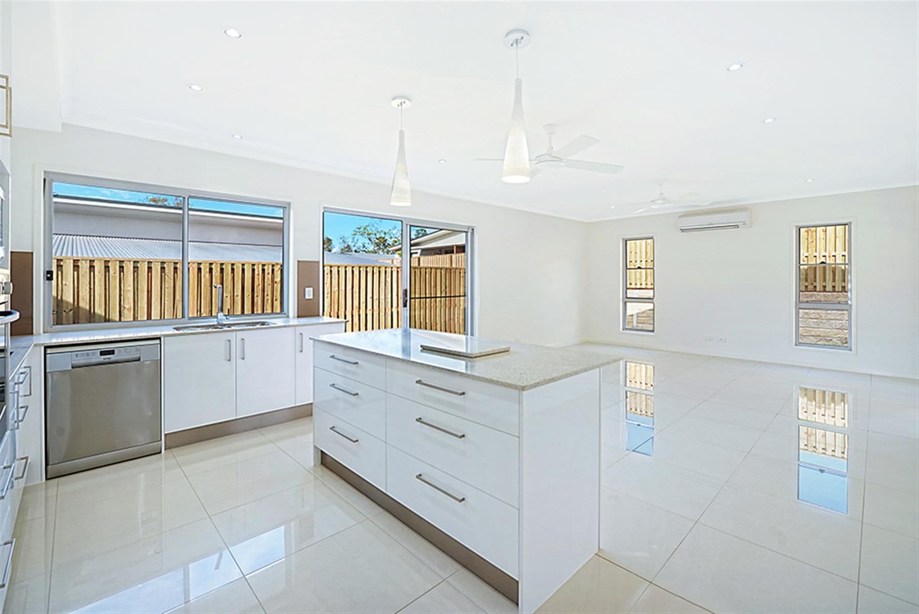14 Dorretti Circuit, Upper Coomera QLD 4209, Upper Coomera - Thumbnail 5