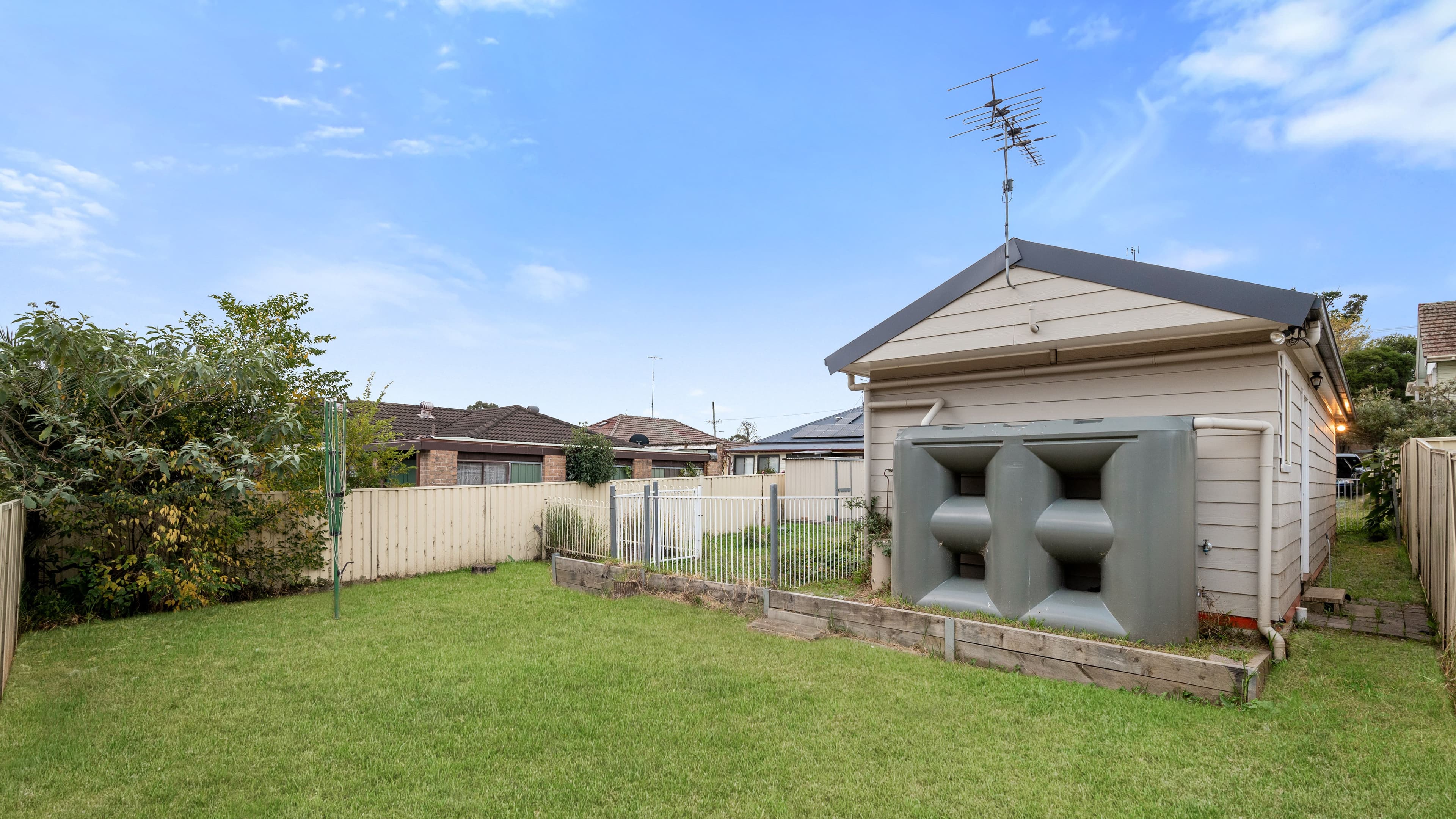 75 & 75A Lithgow Street, Campbelltown NSW 2560, Campbelltown - Thumbnail 7