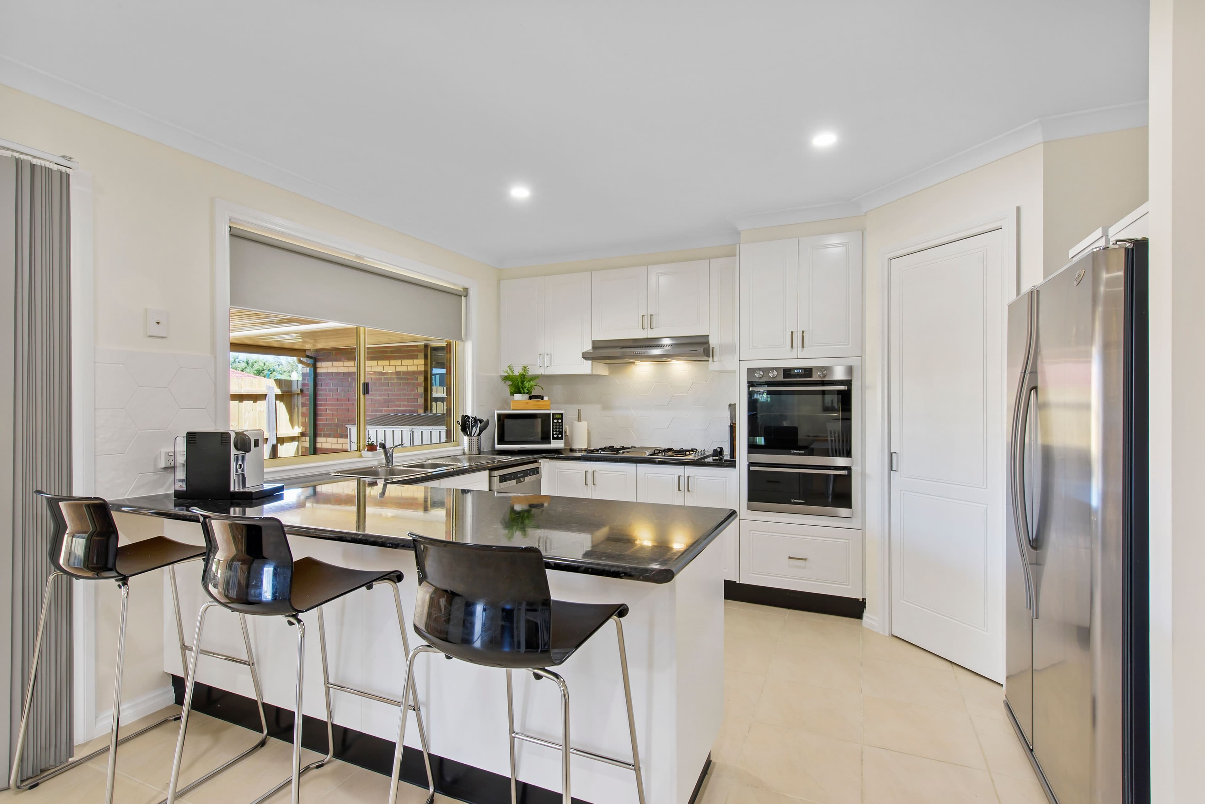 3 Marin Court, Taylors Hill VIC 3037, Taylors Hill - Thumbnail 6