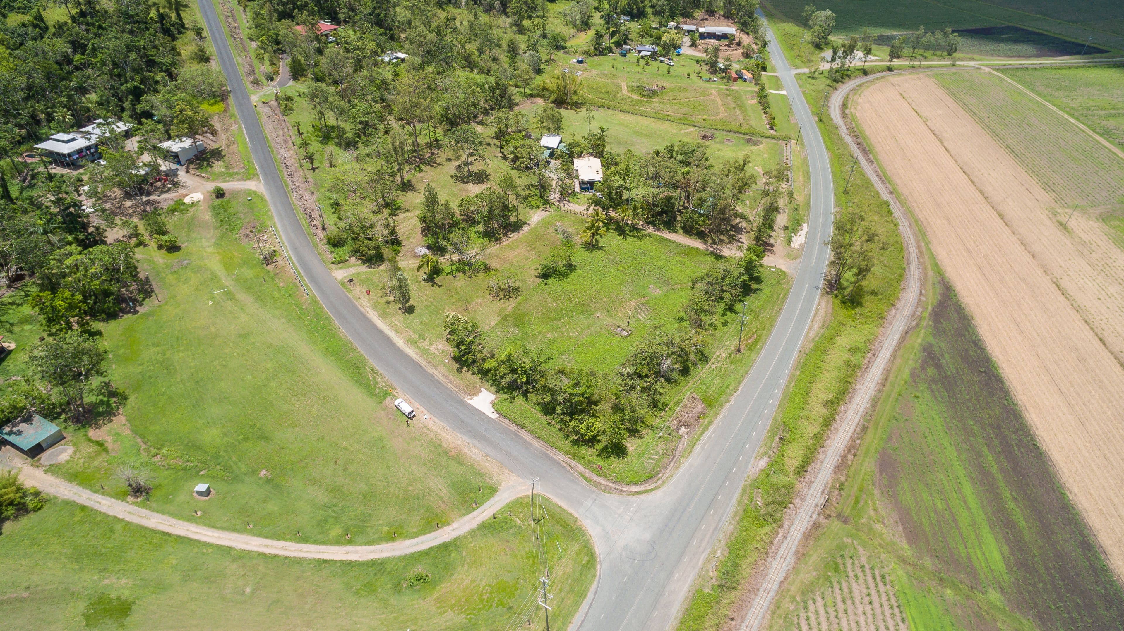 Lot 4 Staniland Drive, Strathdickie QLD 4800, Strathdickie - Thumbnail 4