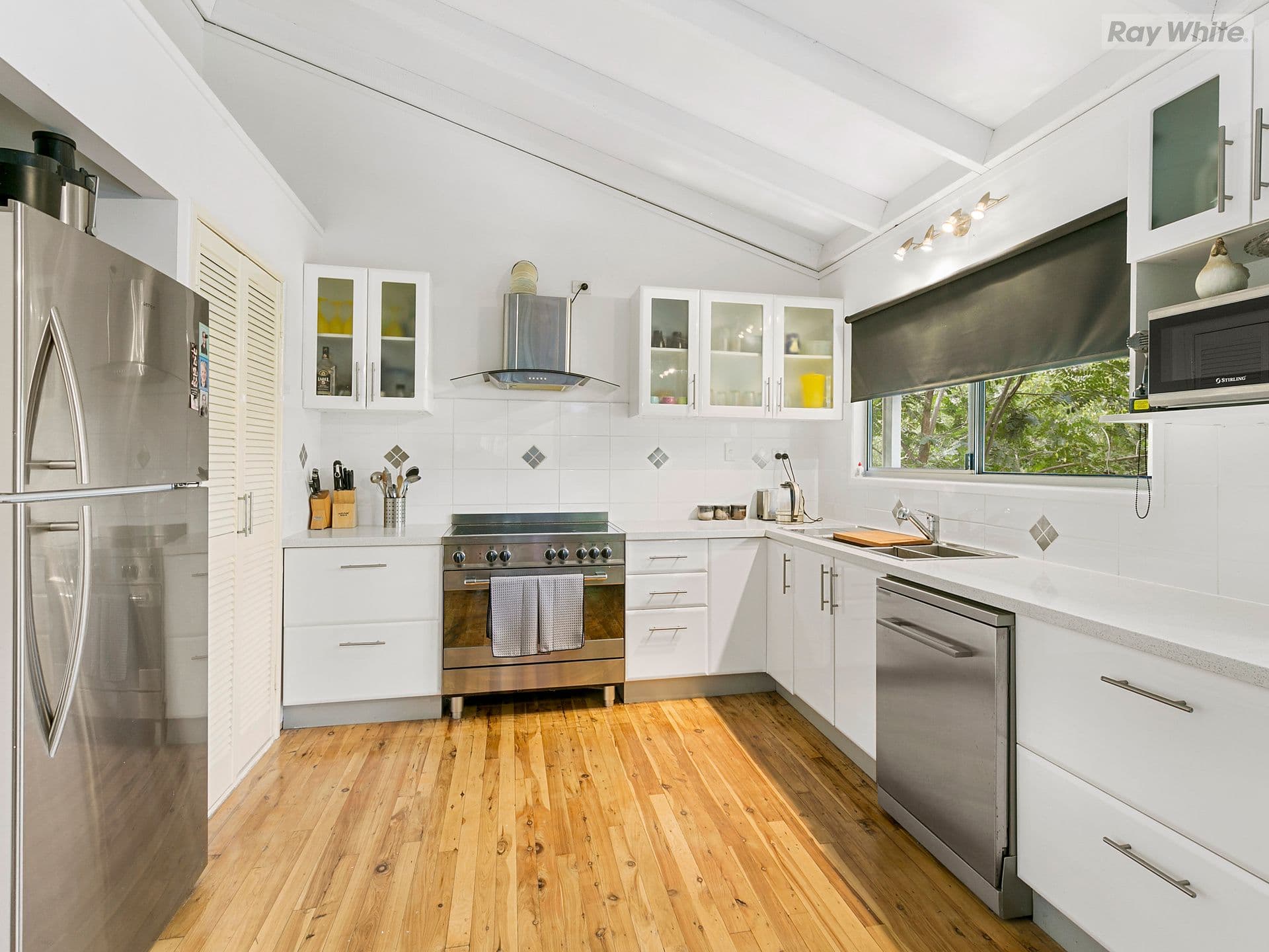 31 Warwick Court, Bellbird Park QLD 4300, Bellbird Park - Thumbnail 4