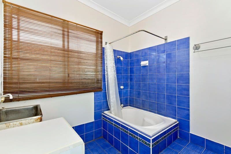 34 Kurraba Parade, BERKELEY VALE NSW 2261, Berkeley Vale - Thumbnail 5