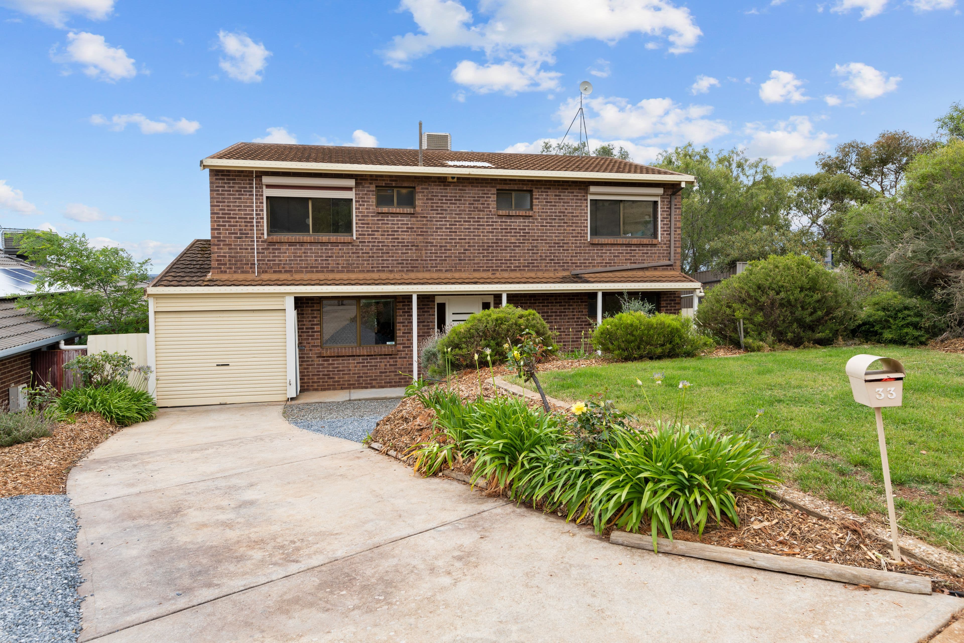 33 Brooker Drive, Hillbank SA 5112, Hillbank - Thumbnail 2