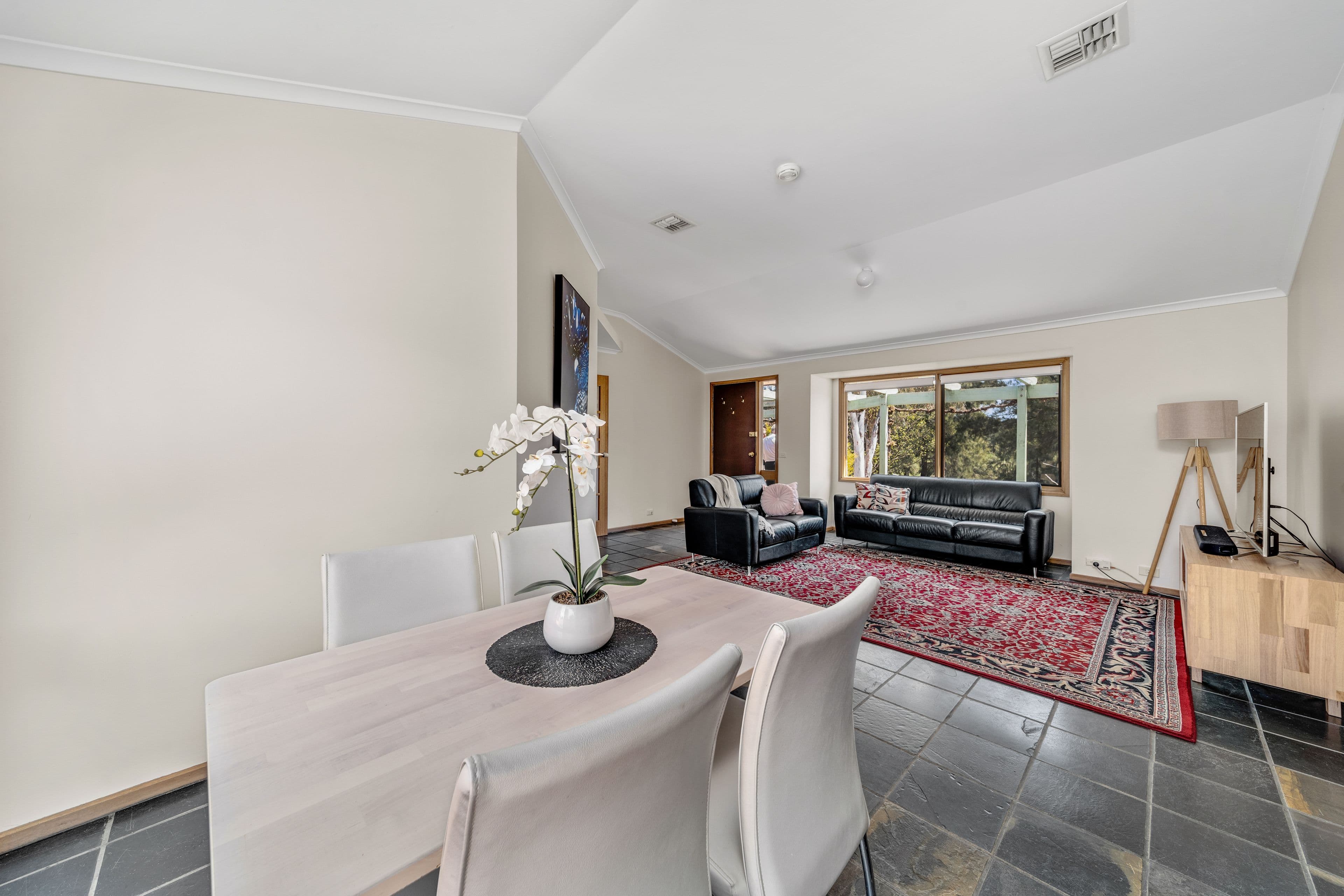 14 Smalley Circuit, Giralang ACT 2617, Giralang - Thumbnail 6