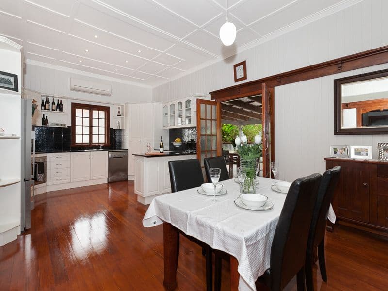 285 Oxley Road, GRACEVILLE QLD 4075, Graceville - Thumbnail 3