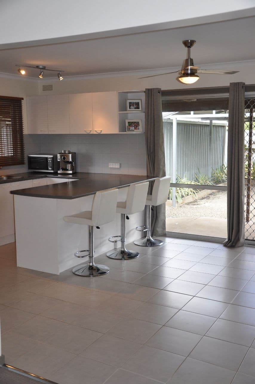 16 High Street, Hamilton VIC 3300, Hamilton - Thumbnail 2