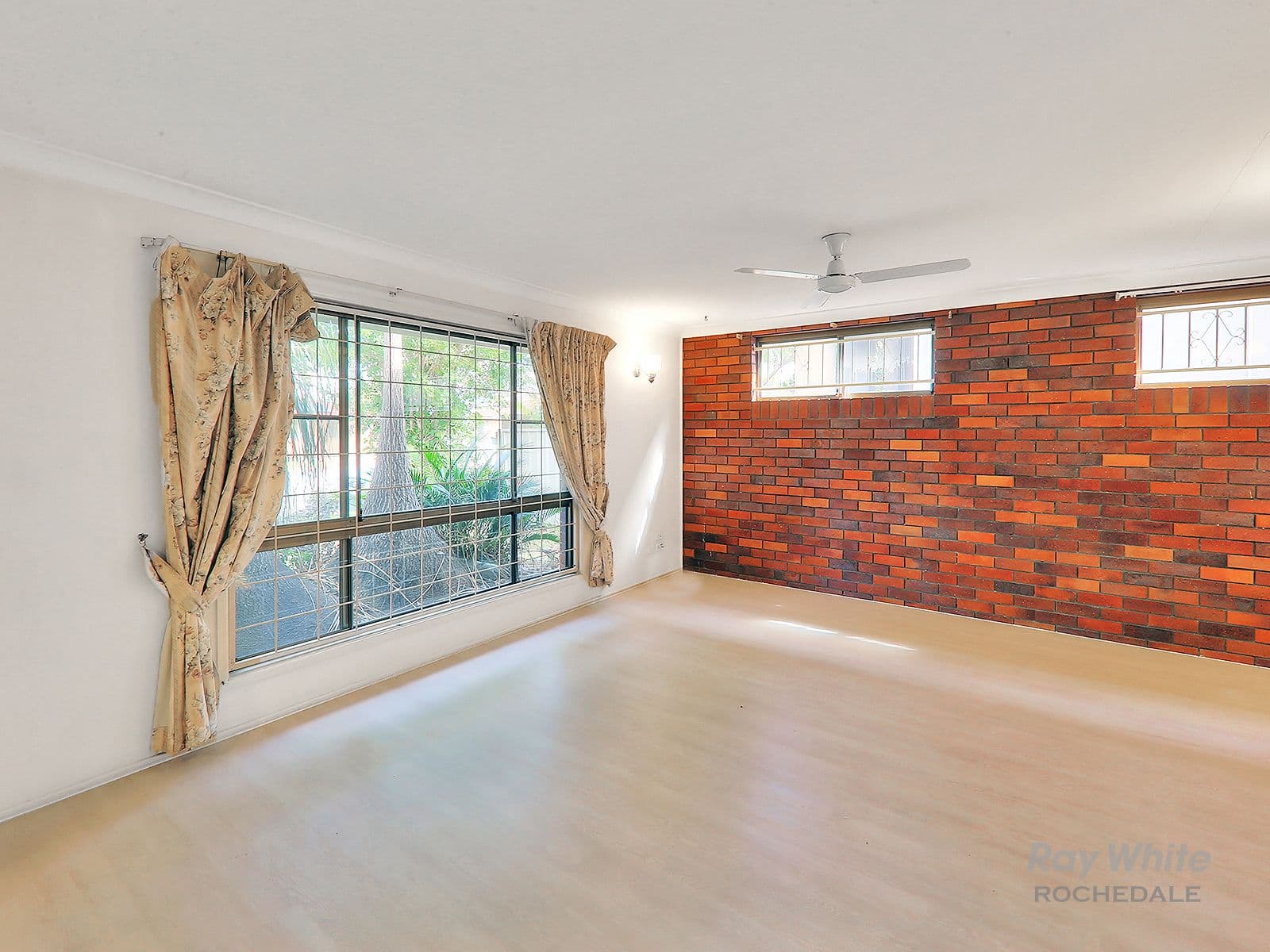 11 Tranberg Street, Sunnybank QLD 4109, Sunnybank - Thumbnail 2