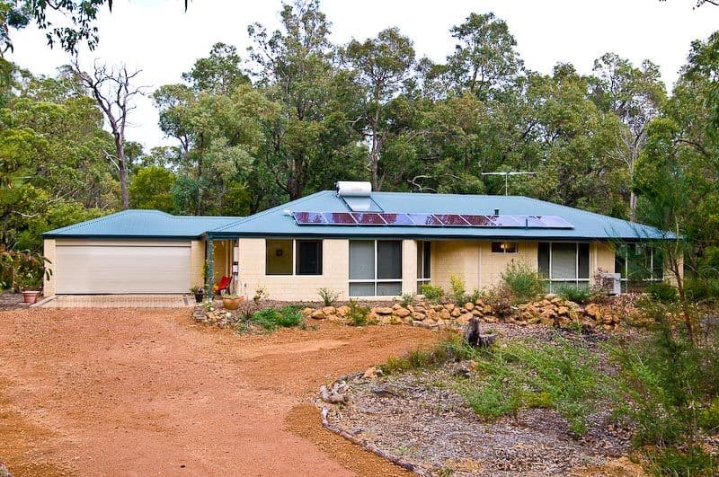 10 Ridge Road, GLEN FORREST WA 6071, Glen Forrest - Image 1