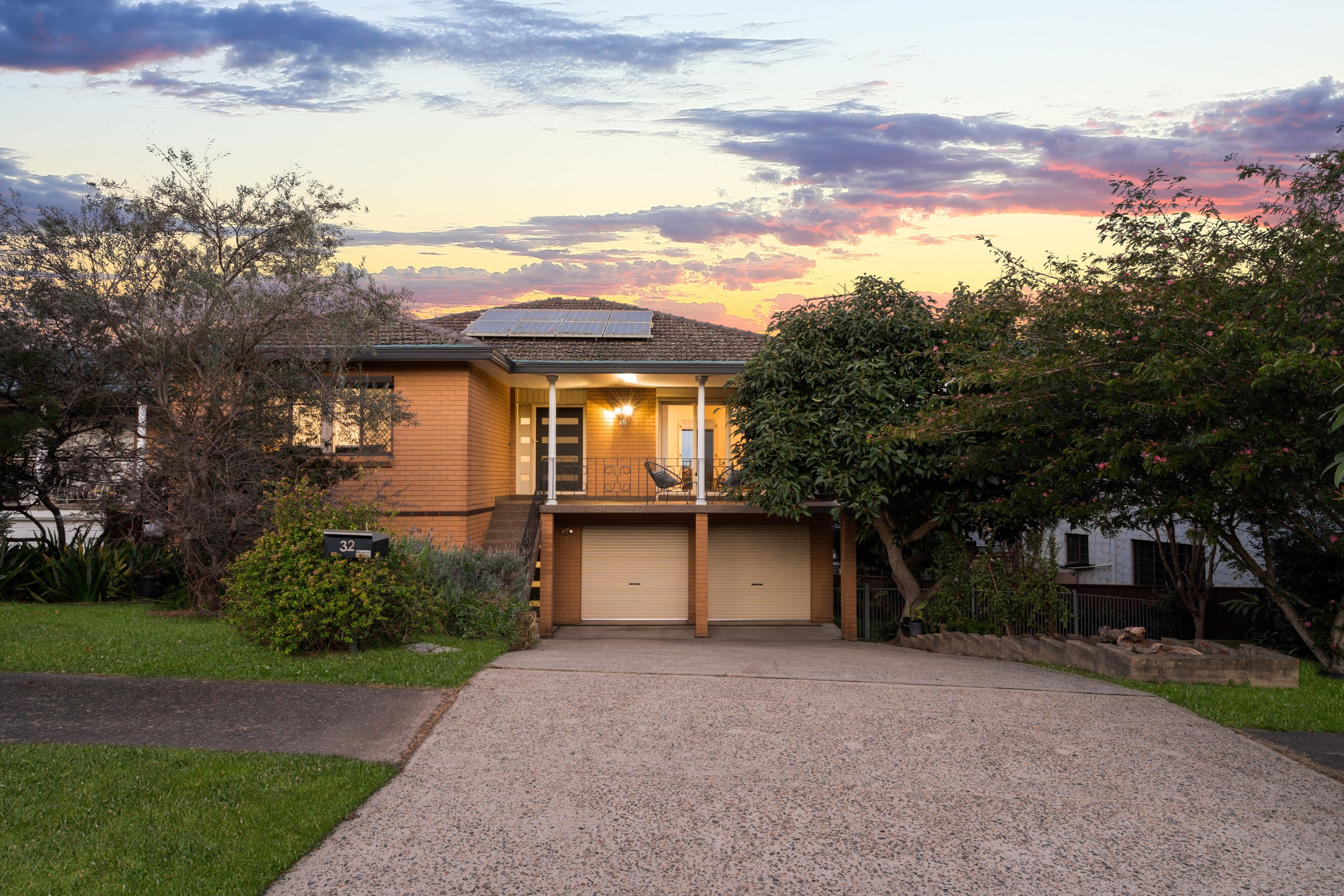 32 Phoenix Crescent, Casula NSW 2170, Casula - Thumbnail 2