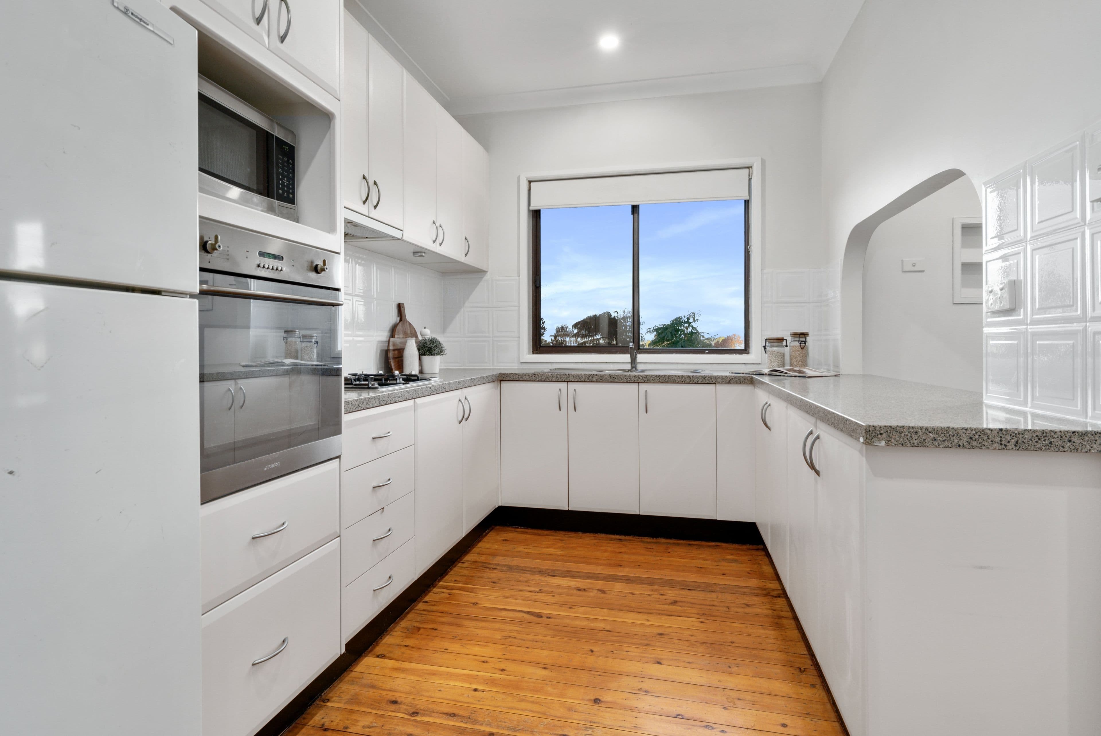 32 Phoenix Crescent, Casula NSW 2170, Casula - Thumbnail 7