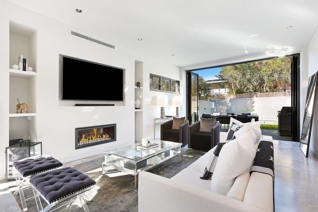 2/13 Murriverie Road, North Bondi NSW 2026, North Bondi - Thumbnail 2