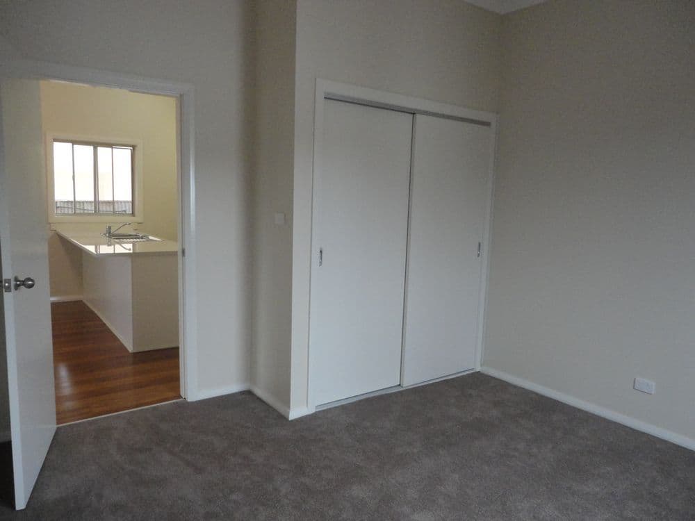 8 Cootamundra Road, TEMORA NSW 2666, Temora - Thumbnail 8